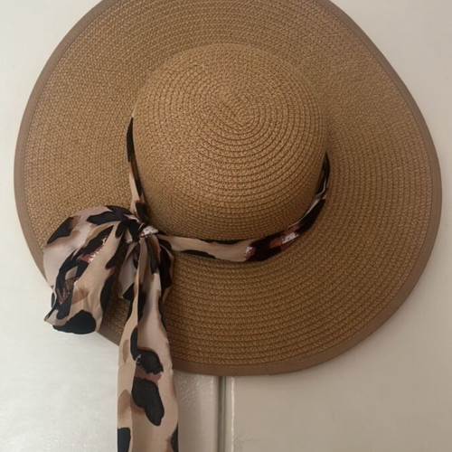 Straw hat like new, brown, one size