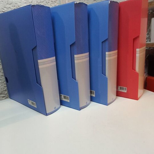 Avant folder with 100 sleeves for A4, set of 4, new