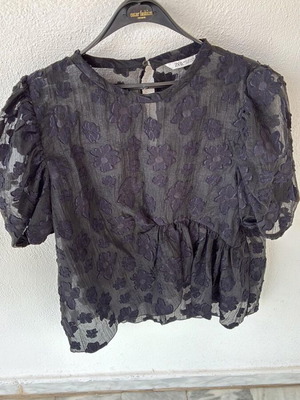 Saint Clair Zara Black Blouse XL like new
