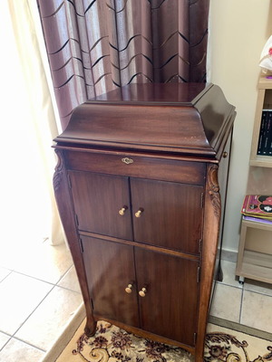HMV gramophone furniture used from 1927