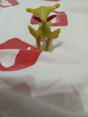 Virizion figure Pokemon Gen 5 Black and White