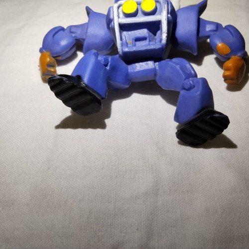 Trucktor figure Invizimals IMC Toys 2014