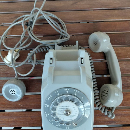 CTD Paris telephone model propertie de letat used, French made