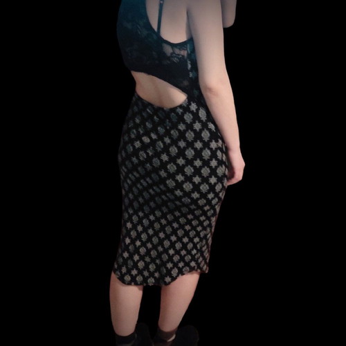Damask midi dress with lace and back cutout, like new