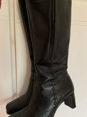Leather boots size 39, black, made in Italy