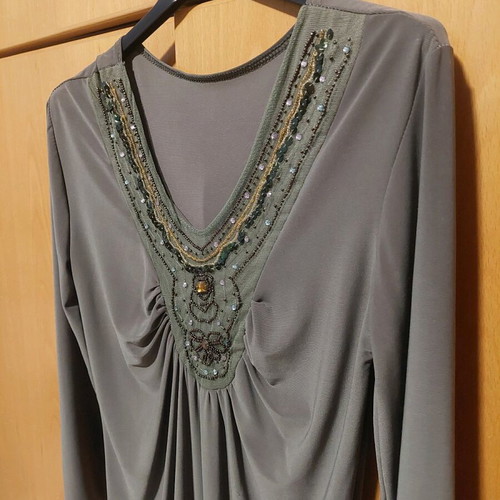 Top size M like new, green