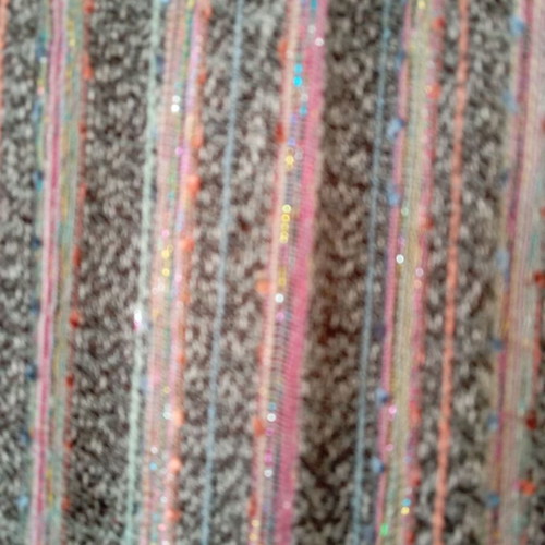 Multicolored scarf used with metallic threads