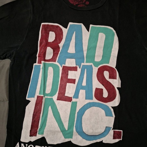 Short-sleeve shirt used, sizes M and L