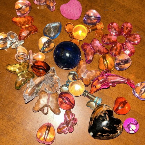 Various beads like new