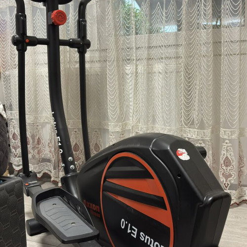 Lotus E1.0 elliptical trainer like new