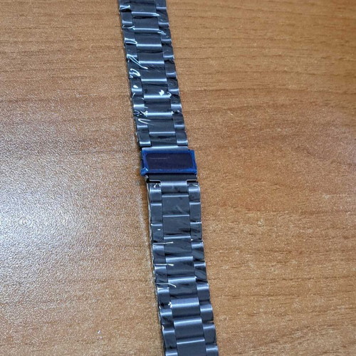 Metal business watch strap 22mm new, black and gray