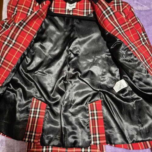Manolo red plaid jacket with black velvet collar and pockets