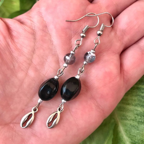 Earrings black gray silver with metal summer shells new