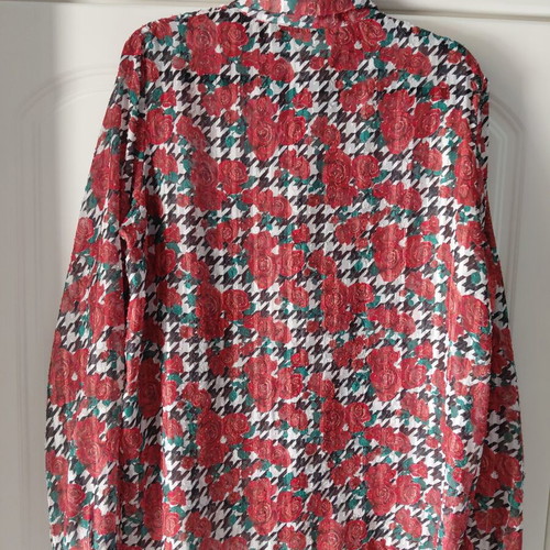 Vassia Kostara shirt like new, size Small, floral pattern