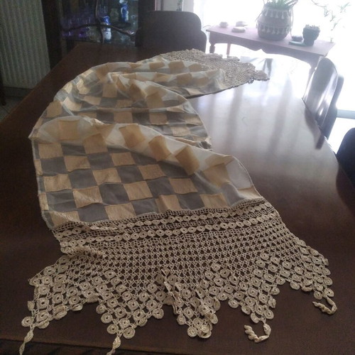 Tzevres handmade lace on beautiful fabric new