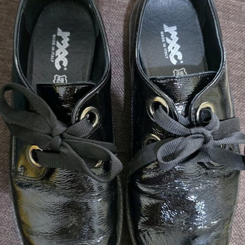 Anatomical shoes black leather patent no38 used