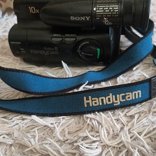 Vintage Sony Handycam Video 8 camera like new with accessories