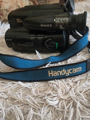 Vintage κάμερα Sony Handycam Video 8 σαν καινούργιο με αξεσουάρ