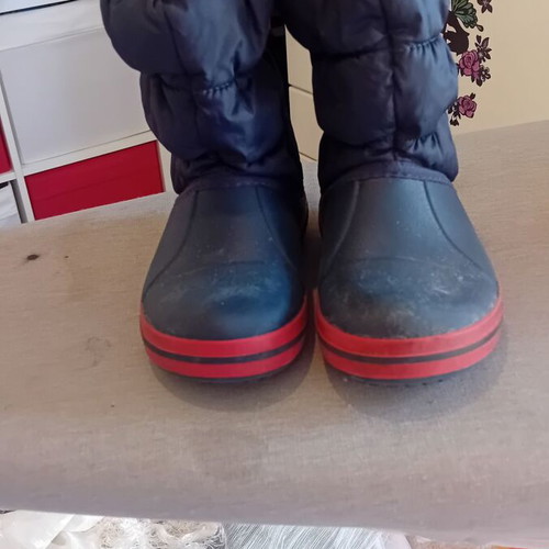 Children's Crocs used