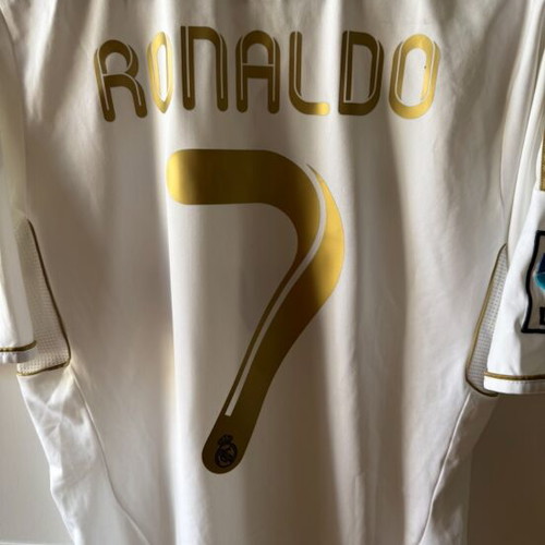 Real Madrid Ronaldo jersey authentic, like new, size M 11-12