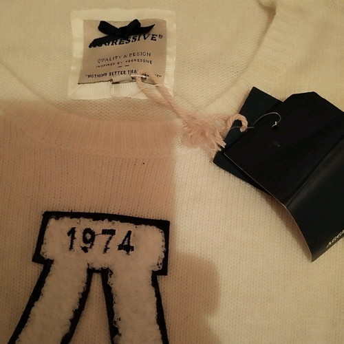 Wool sweater warm with blue Aggressive, new, white size M