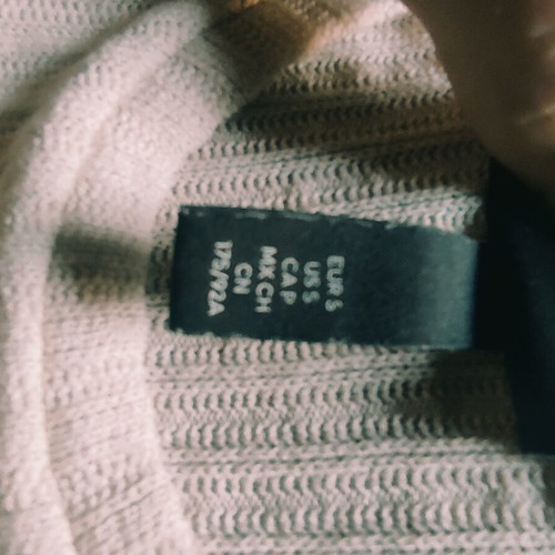 H&M men's short sleeve knit T-shirt, light beige