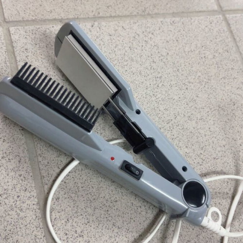 Vicko double hair straightener and waver like new