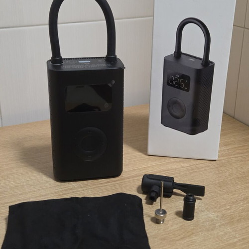 Wireless compressor with digital pressure display, new