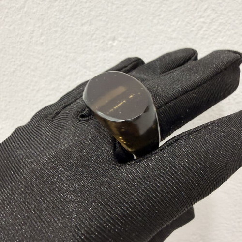 Smoky Quartz ring new, carved from a single stone