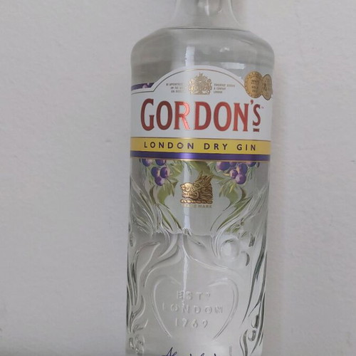 Gordon’s London Dry Gin new, sealed