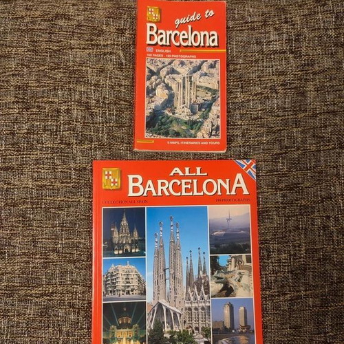 Set of 2 Barcelona Travel Guides like new