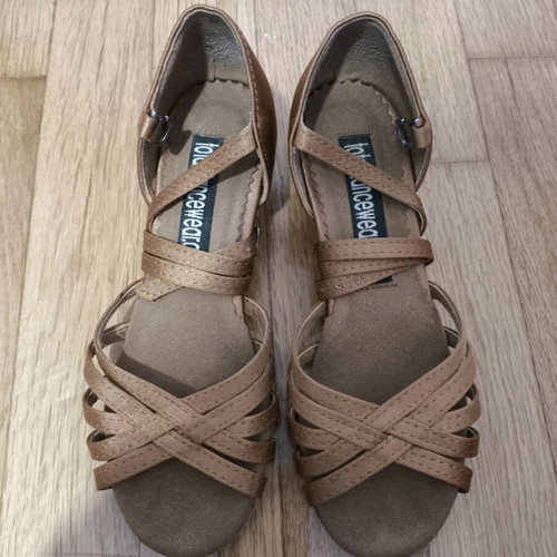 Children's leather Latin shoes used, size 11.5, brown