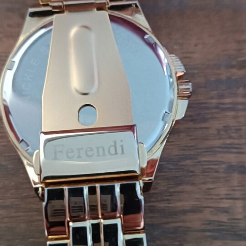Ferendi women's watch gold like new, small wrist