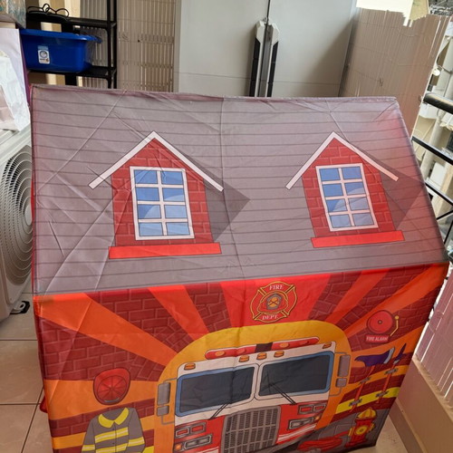 Children's play tent fire department theme like new