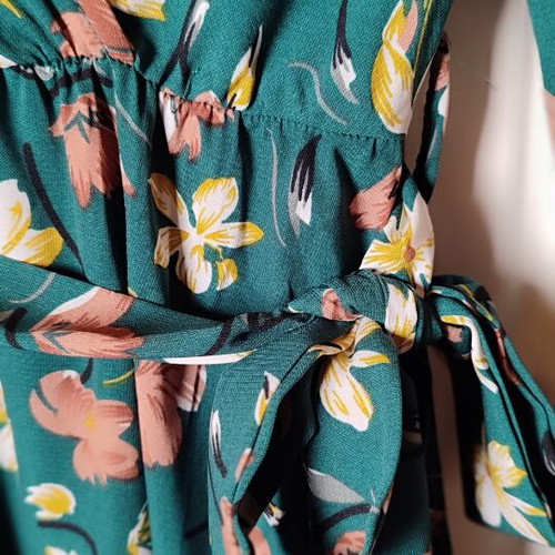Floral Mini Dress With Belt And Long Sleeves Green Size S/M Like New