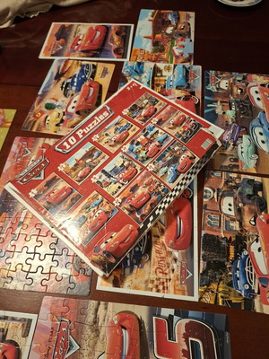Puzzle Disney Cars 10 in 1 μεταχειρισμένο, 303 κομμάτια