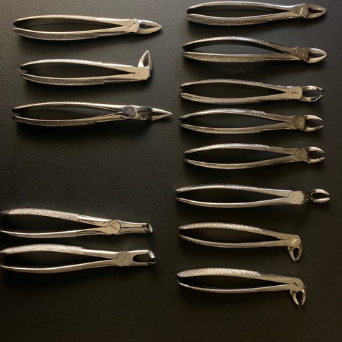 Aesculap dental and root forceps used, set of 11 pieces