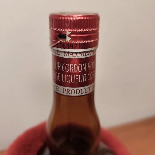 Grand Marnier Cordon Rouge Limited Edition Cosy bottle like new