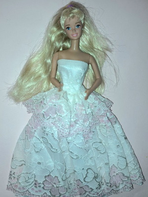 Barbie κούκλα