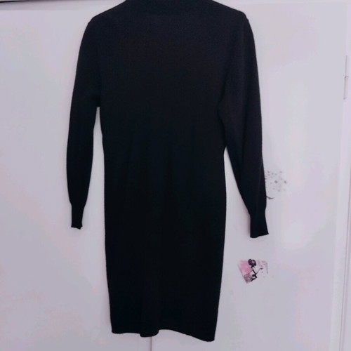Woolen women's cardigan Medium like new, black