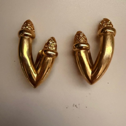 Impressive snake necklace and clip-on earrings set, gold tone