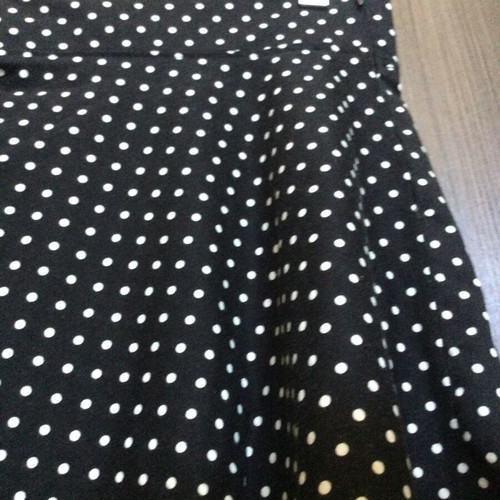 Midi polka dot skirt like new, black and white, size M