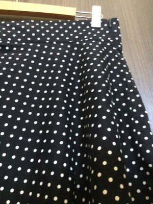 Midi polka dot skirt like new, black and white, size M