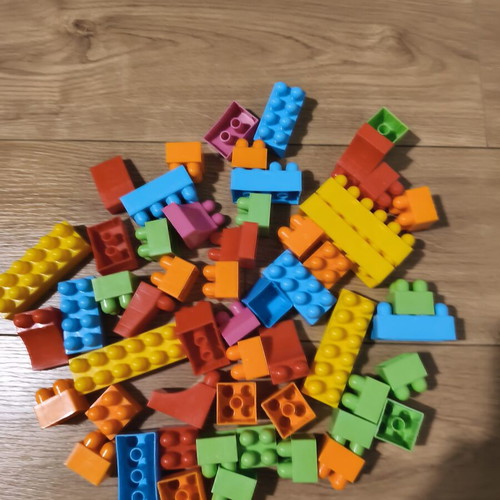 Set of 54 building blocks
