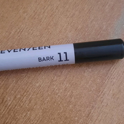 Seventeen dark brown eyeliner pencil long lasting like new