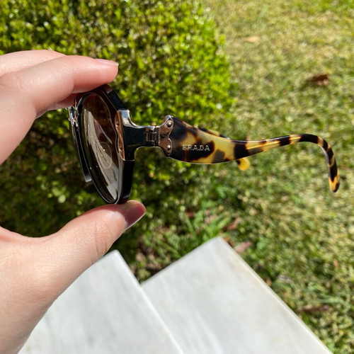Prada Minimal Baroque sunglasses like new, luxury design