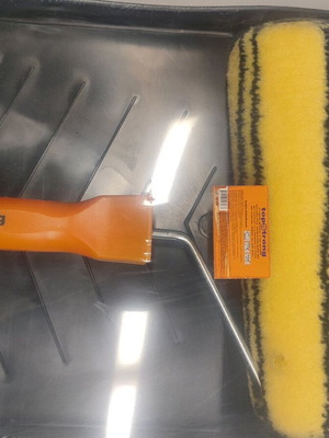 Paint roller set with tray and stirrers new