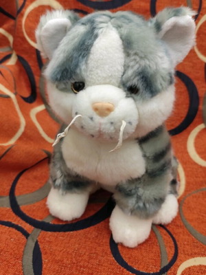 Plush cat like new, 30 cm height and length