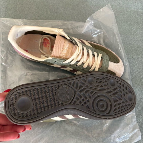 Adidas Spezial shoes like new, athletic, size 42, white and green