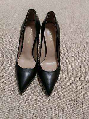 Fratelli Petridi leather pumps new, size 37, black